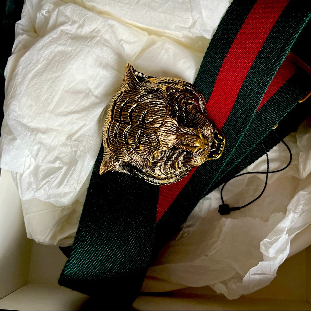 Gucci belt